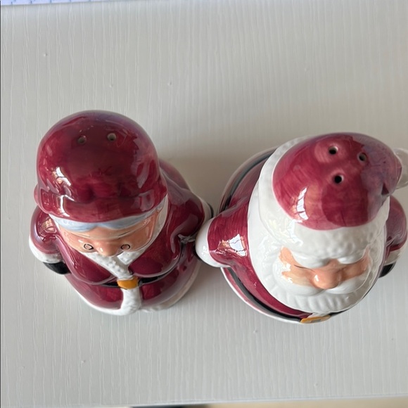 Festive Santa and Mrs. Claus Figurine Set - Red and White - Picture 3 of 4